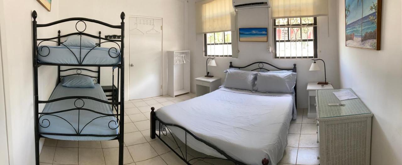 The Lodge - Antigua English Harbour ภายนอก รูปภาพ