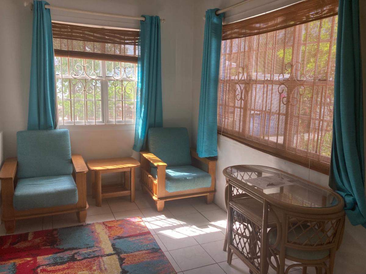 The Lodge - Antigua English Harbour ภายนอก รูปภาพ